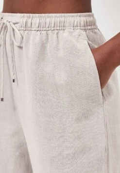 Oysho Pantaloni SportiviBeige Donna Pantaloni OY121A0AN-B11 12 Oysho Pantaloni SportiviBeige Donna Pantaloni OY121A0AN-B11 -Fashion Brand bc4c1226e47c467b855634a41885a778