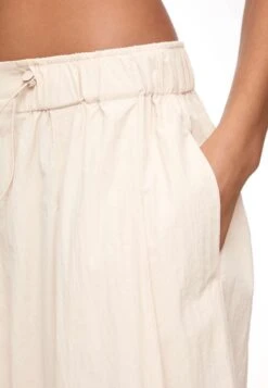 Oysho Wide-LegPantaloni CargoWhite Donna Pantaloni OY121A0AS-A11 -Fashion Brand c77967a5d2cf440fbb39a533cea428ab