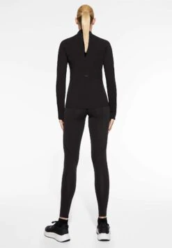 Oysho Odoractiv Running - Giacca Leggera - Black -Fashion Brand d086b958bb6d4064bb38bef632d7deae