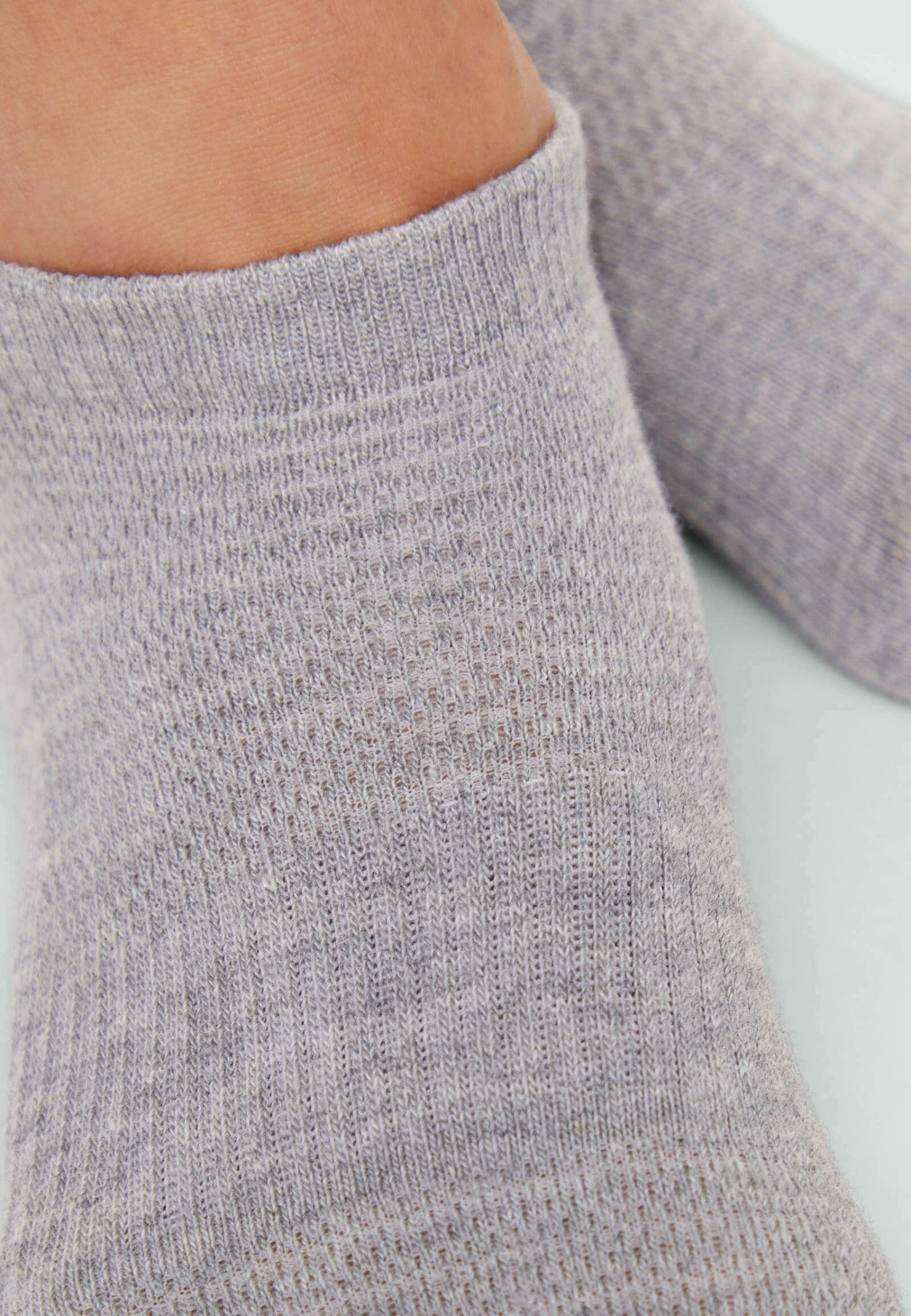 Oysho 3 Pairs Of Quarter SportsCalzeGrey Donna Calze OY181F0RB-C11 4 Oysho 3 Pairs Of Quarter SportsCalzeGrey Donna Calze OY181F0RB-C11 - immagine 2