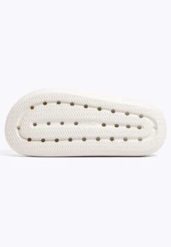 Oysho Buckle Moulded - Ciabatte Da Mare - White -Fashion Brand d44bdd660a5e4846ae489d682d79af50