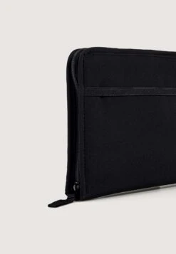 Oysho Document HolderAltri AccessoriBlack Donna Altro OY151H07J-Q11 -Fashion Brand d799189bd4ed4ab5bfce4882724db00b