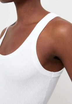 Oysho Sleeveless - Top - White -Fashion Brand da6ba2e7174e4ac3a8e75aae4a929250