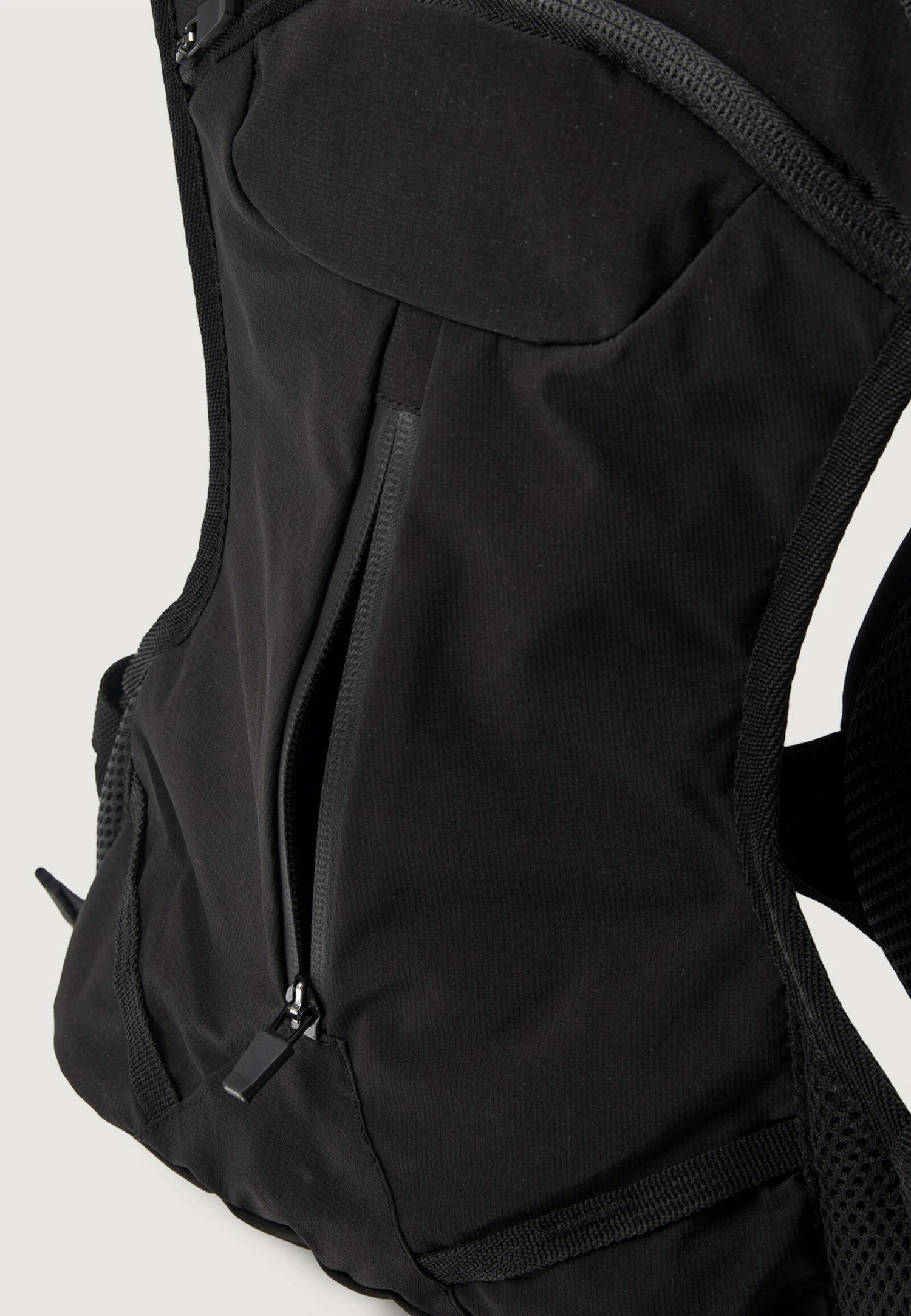 Oysho Compact - Borsa Per Lo Sport - Black 6 Oysho Compact - Borsa Per Lo Sport - Black - immagine 4