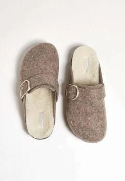 Oysho Buckled - Ciabattine - Brown -Fashion Brand e5dc3ca643214ca68f825cc406f841a4