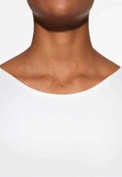 Oysho Open Back Short-Sleeved T-Shirt BasicWhite Donna T-shirt E Top OY141D09K-A11 -Fashion Brand ed6f0d17d547418b85ea1d14b8332d0b