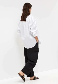 Oysho Easy Iron - Camicia - White -Fashion Brand f2b5e2ab328f4ebeaec96e591beb71db