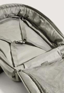 Oysho Nylon Backpack - Zaino - Light Green -Fashion Brand f428f2c6e04f4e6183441da9b09fdc0c