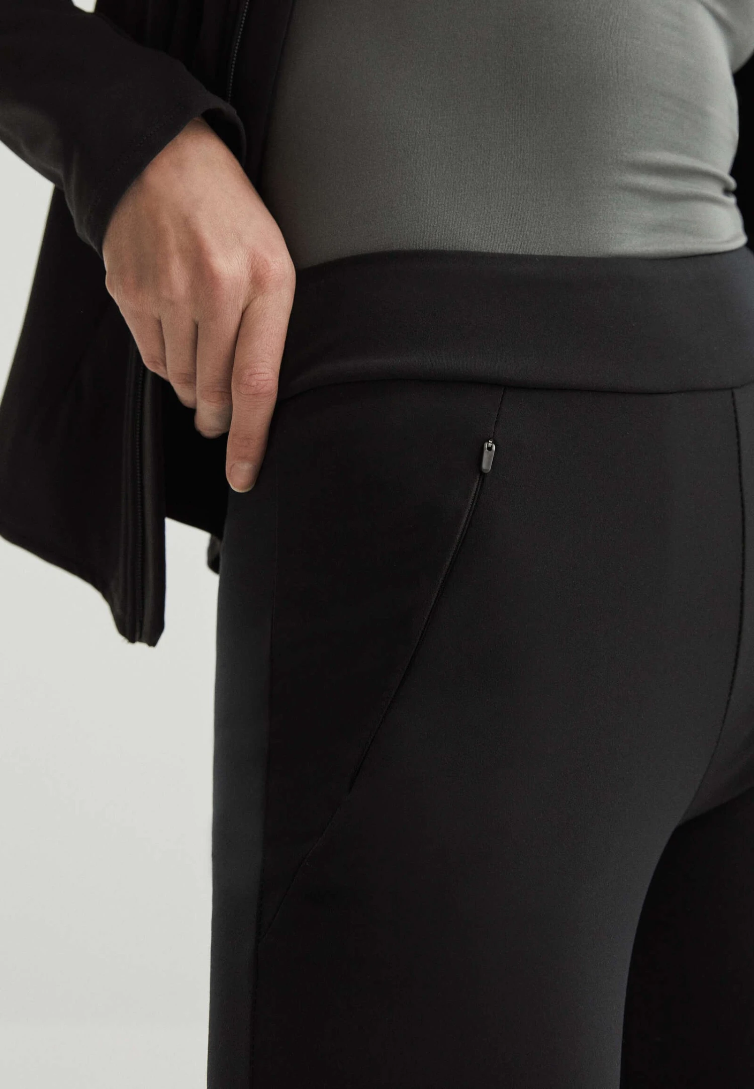 Oysho Warm Flare - Pantaloni - Black 5 Oysho Warm Flare - Pantaloni - Black - immagine 3