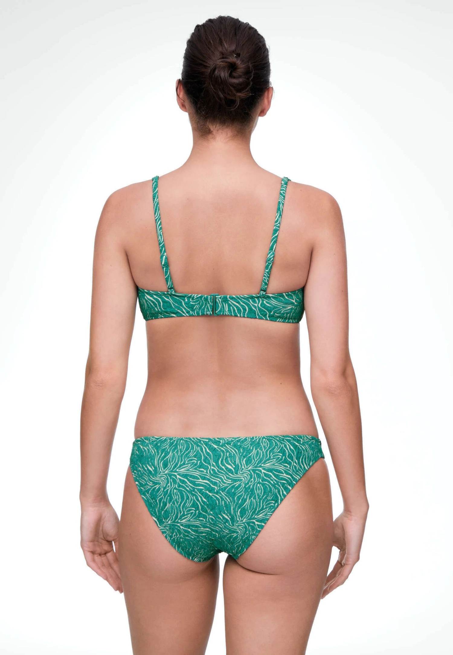 Oysho Jacquard ClassicBikini Pezzo SottoMottled Turquoise Donna Moda Mare OY181I0NU-L11 5 Oysho Jacquard ClassicBikini Pezzo SottoMottled Turquoise Donna Moda Mare OY181I0NU-L11 - immagine 3