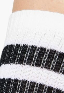 Oysho Stripe Sports ClassicCalzeBlack Donna Calze OY181F0RG-Q11 -Fashion Brand fbc721f294b84c9fb1c1ed912a61692a