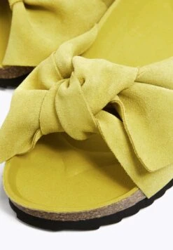 Oysho Bow CiabattineYellow Donna Ciabatte E Zoccoli OY111A0BZ-E11 -Fashion Brand fec3ce9c54b14832b6adfca45496b96b